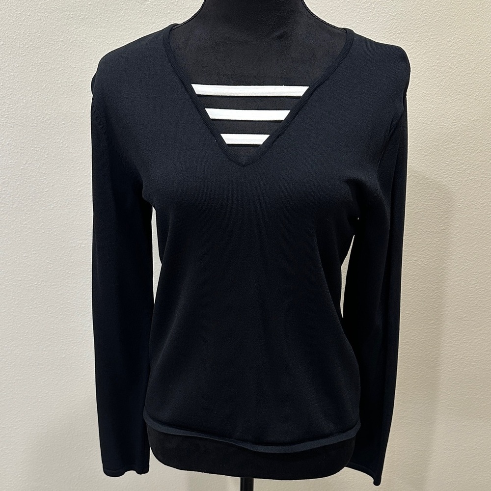 Elegant Black V-Neck Women's Top